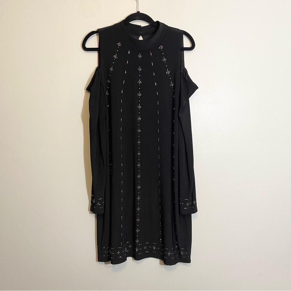 WhiteHouse BlackMarket‎ Cold-Shoulder Black Knit Shift Dress Size Large - Picture 3 of 16